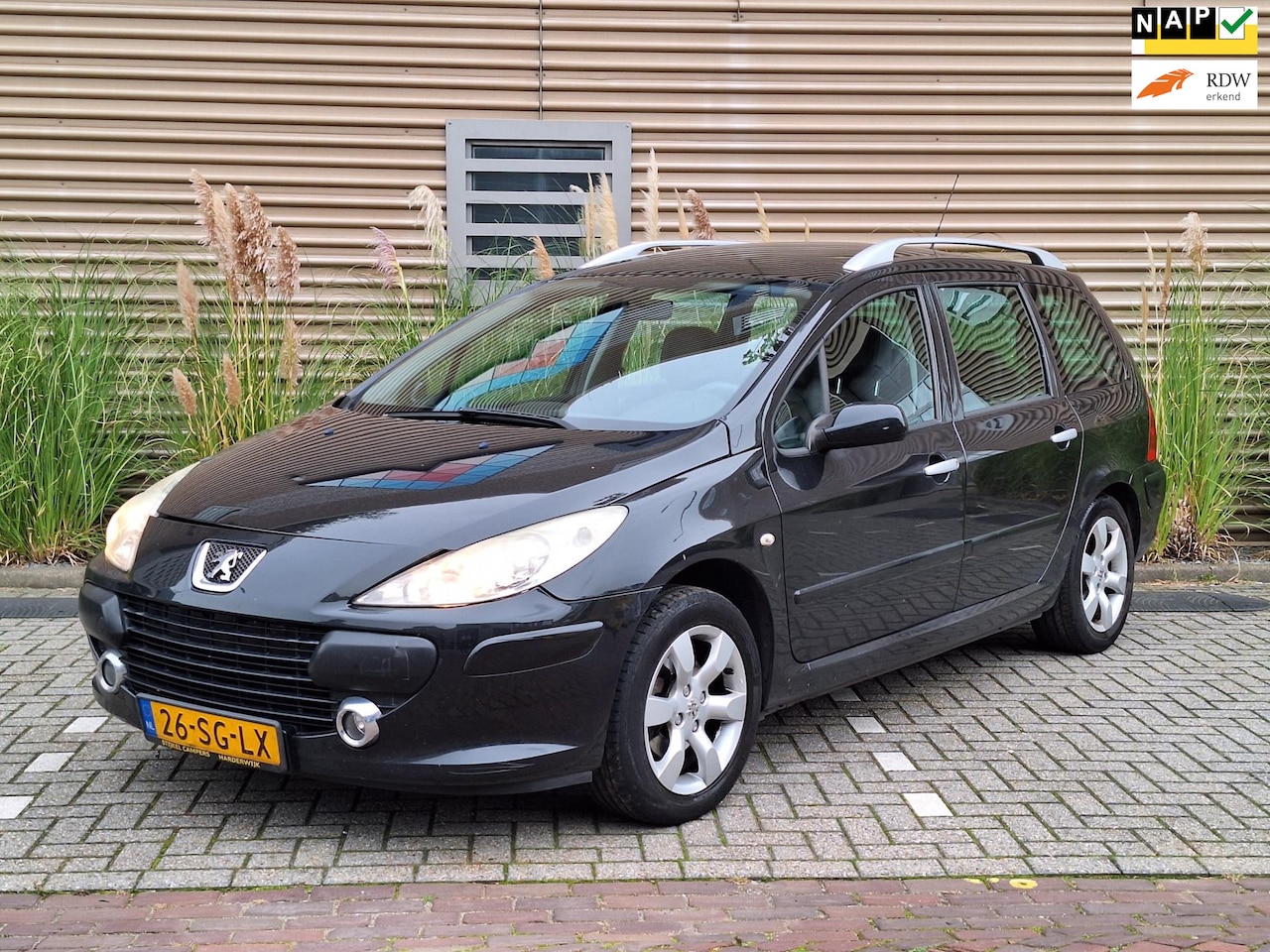 Peugeot 307 SW - 2.0-16V Pack | Airco | 7 zits | Parkeersensor achter | - AutoWereld.nl