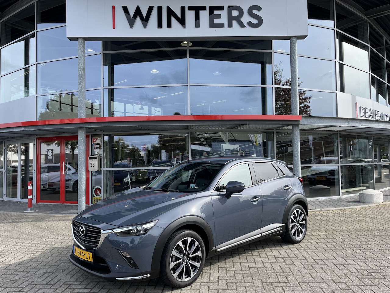 Mazda CX-3 - 2.0 SkyActiv-G 121 Luxury Navi+BT+Camera Headup-Display LED Leder 18"LMV - AutoWereld.nl