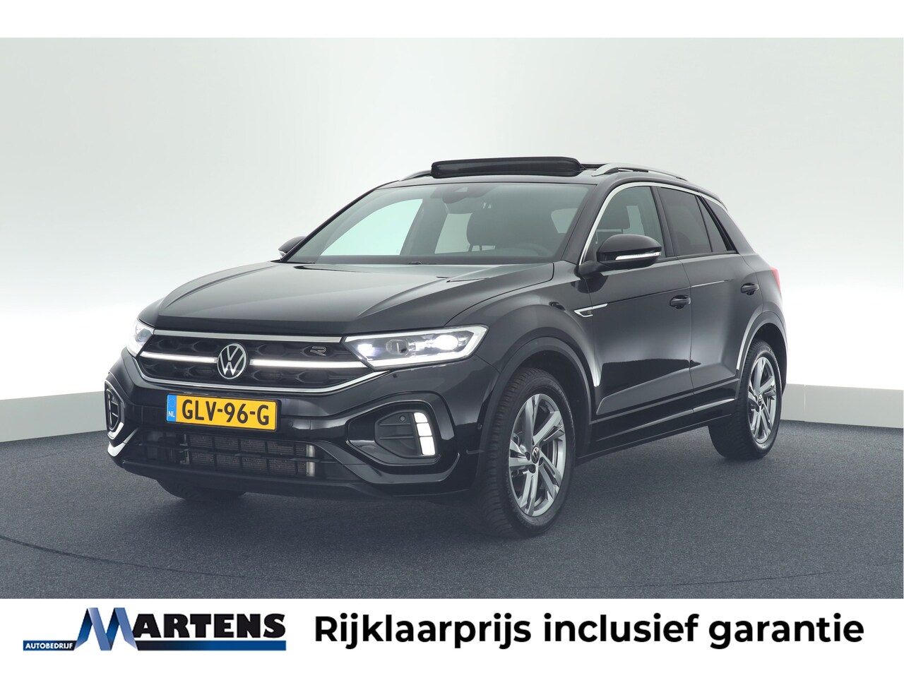 Volkswagen T-Roc - 1.5 TSI 150pk DSG R-Line Business+ Trekhaak Camera Stoelverwarming Keyless Navigatie - AutoWereld.nl