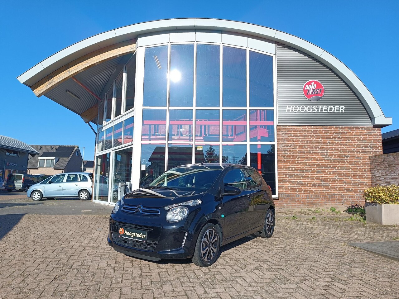 Citroën C1 - 1.0 VTi Shine 1.0 VTi Shine, carplay, climate, cruise - AutoWereld.nl