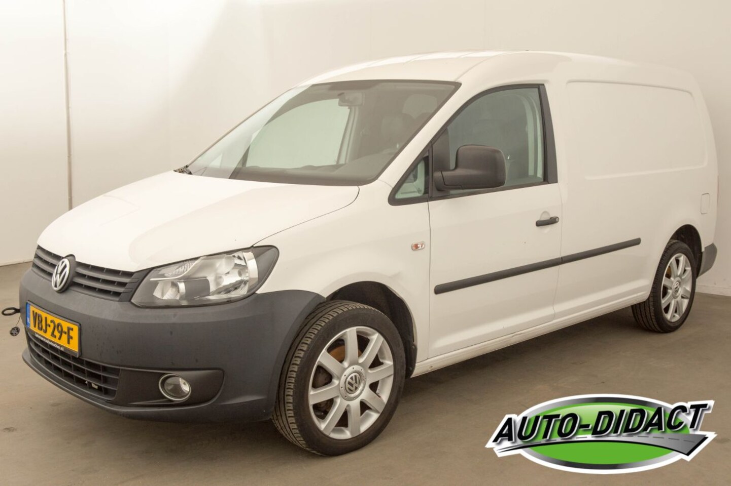 Volkswagen Caddy Maxi - 1.6 TDI start niet kabelboom - AutoWereld.nl