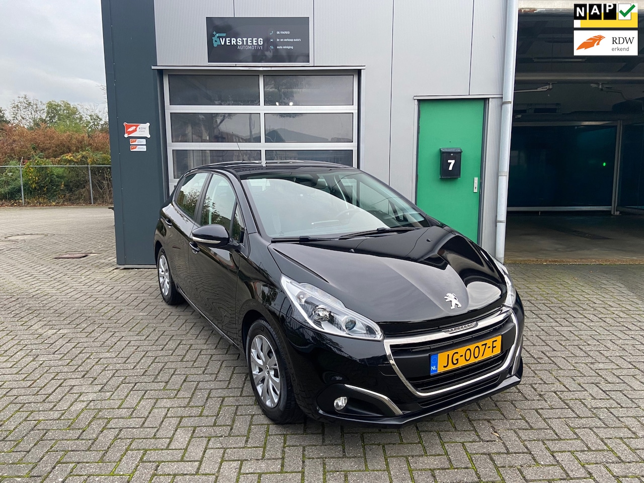 Peugeot 208 - 1.2 PureTech Blue Lion | Navi | Cruise | Airco | 2e EIG - AutoWereld.nl