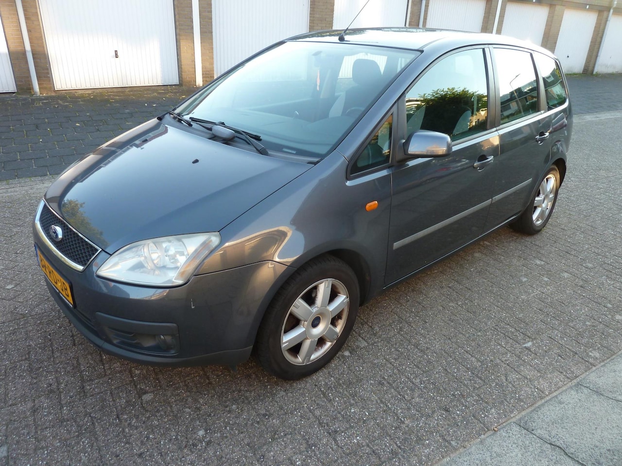 Ford Focus C-Max - 1.8-16V Futura 1.8-16V Futura - AutoWereld.nl