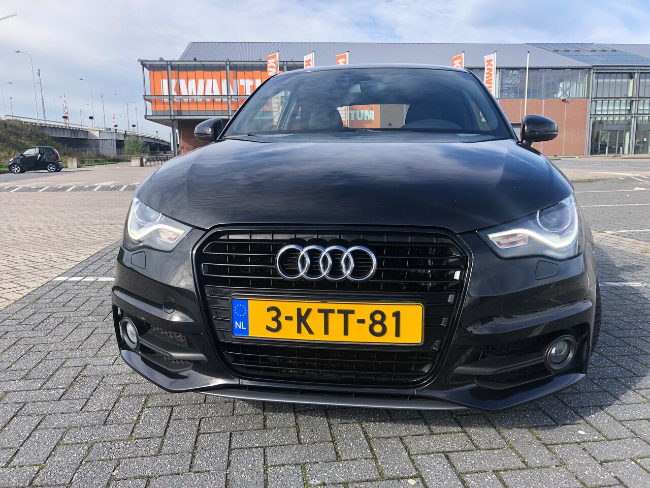 Audi A1 - 1.2 TFSI Admired S-line exterieur - AutoWereld.nl