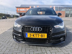 Audi A1 - 1.2 TFSI Admired S-line exterieur