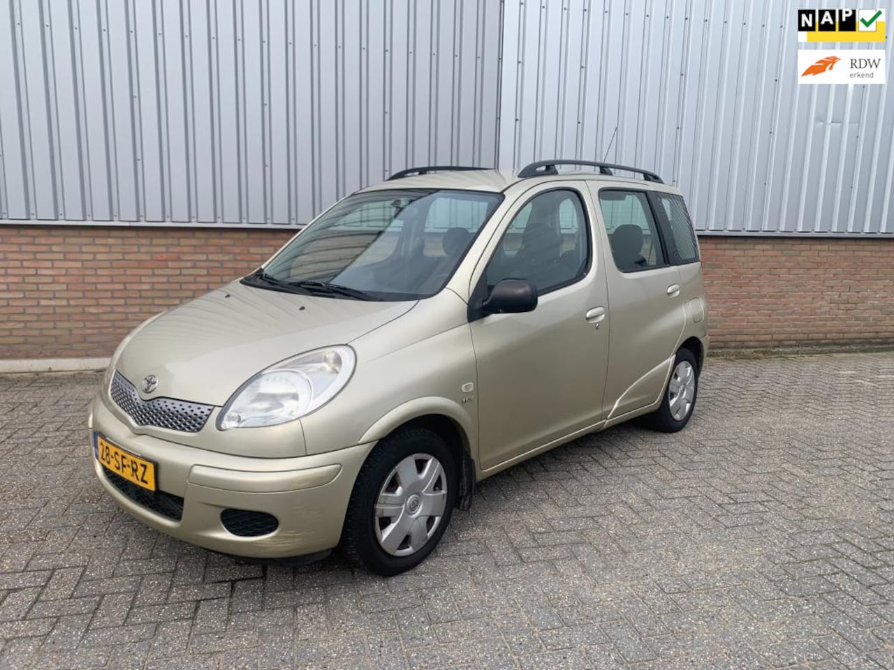 Toyota Yaris Verso - 1.3 VVT-i Sol Automaat NAP/APK - AutoWereld.nl