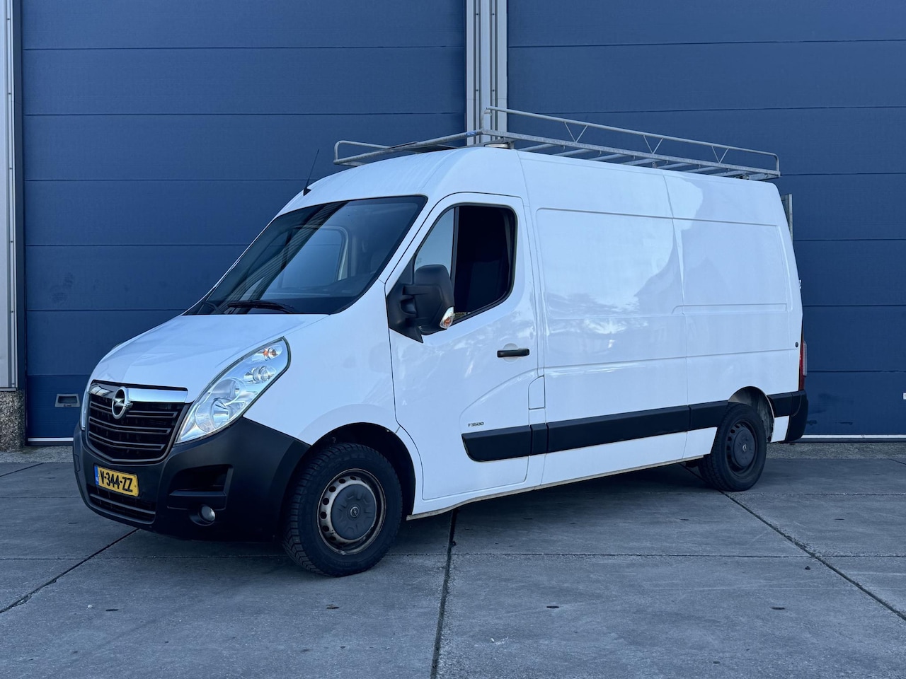 Opel Movano - 2.3 CDTI BiTurbo L2H3 Start/Stop AIRCO / CRUISE CONTROLE / NAVI / IMPERIAL / KASTEN INRICH - AutoWereld.nl