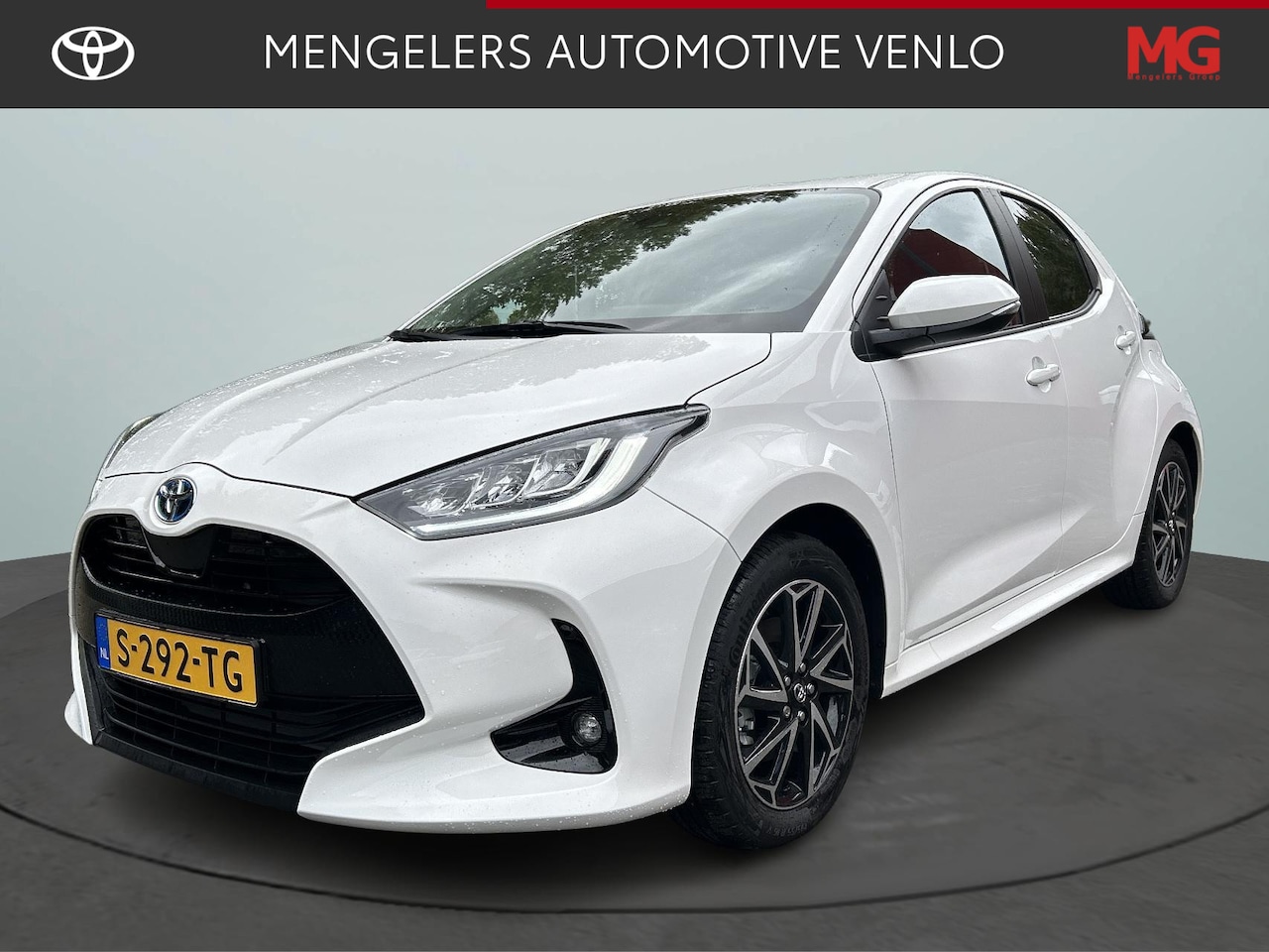 Toyota Yaris - 1.5 Hybrid Dynamic Climate Control / Cruise Control Adaptief / Camera / Navi via App / Sto - AutoWereld.nl