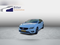 Volvo V60 - 2.0 T4 R Design Business Sport