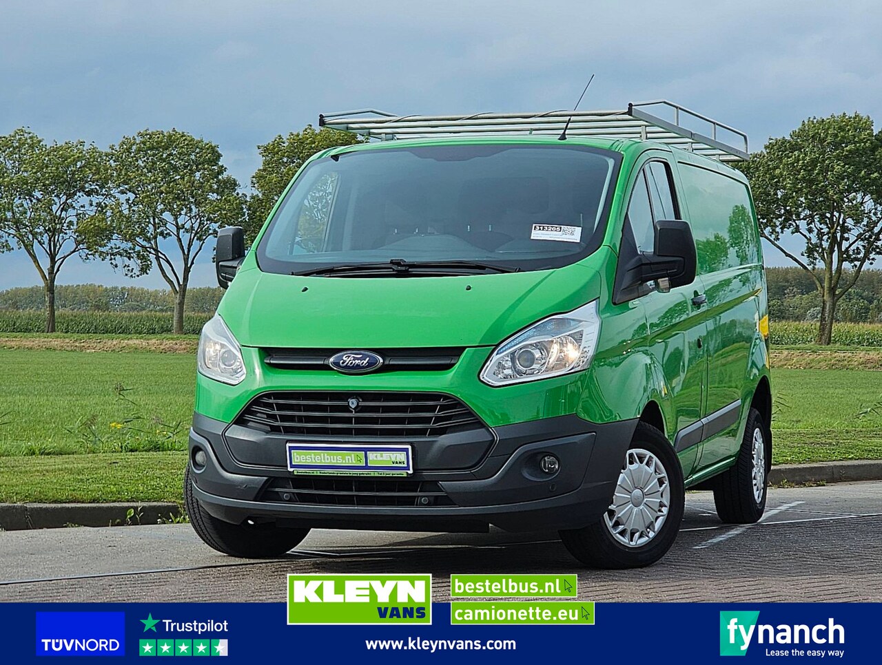 Ford Transit Custom - airco, pdc, trekhaak - AutoWereld.nl