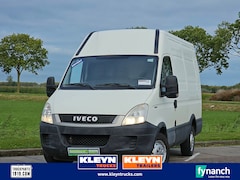 Iveco Daily - 35 S 13 ac trekhaak 3500 kg