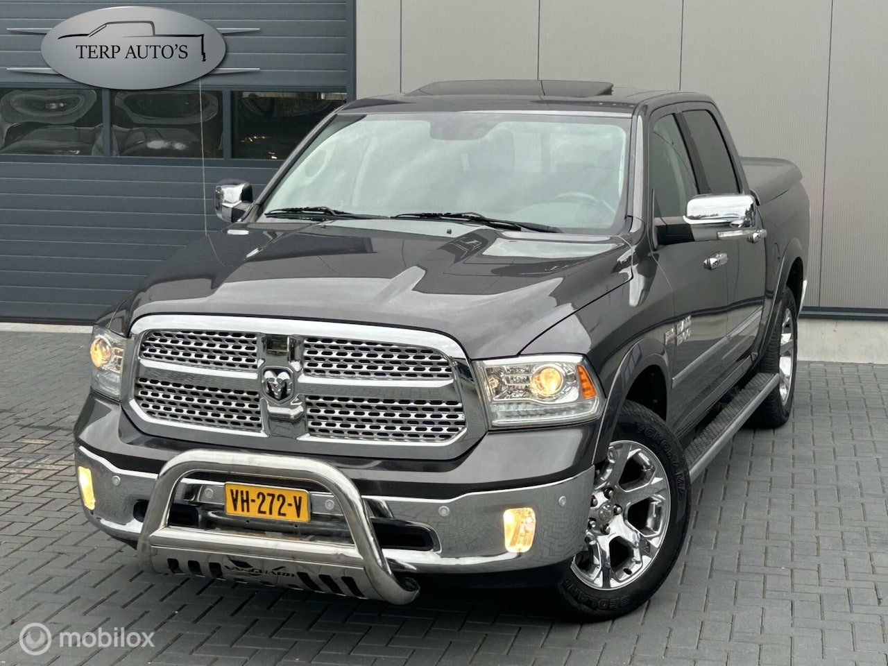 Dodge Ram 1500 - 5.7 V8 Laramie | Luchtvering | Lage bijtelling - AutoWereld.nl