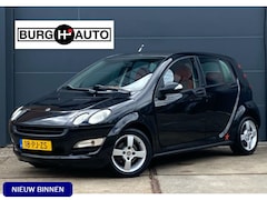 Smart Forfour - 1.1 75 PK Pulse - AIRCO - LM VELGEN - PANORAMADAK - RADIO/CD - EL. RAMEN - STUURBEKRACHTIG