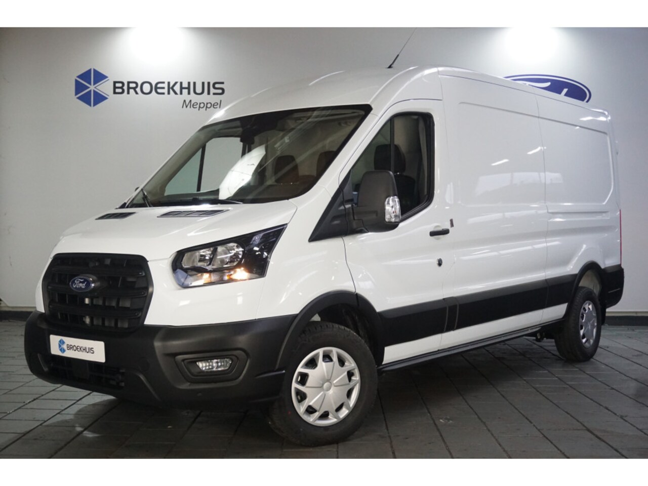 Ford Transit - 350 2.0 TDCI L3H2 Trend | | Safety Comfort Pack 1 | Trekhaak | € 7.175,- Voorraad Voordeel - AutoWereld.nl