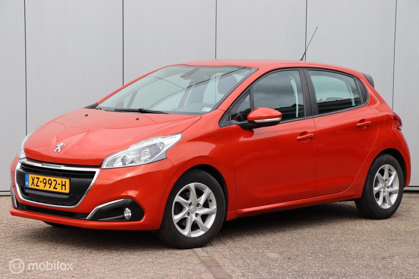 Peugeot 208 - 5 Drs, Airco, LM velgen, Cruiscontrol,AUTOMAAT - AutoWereld.nl