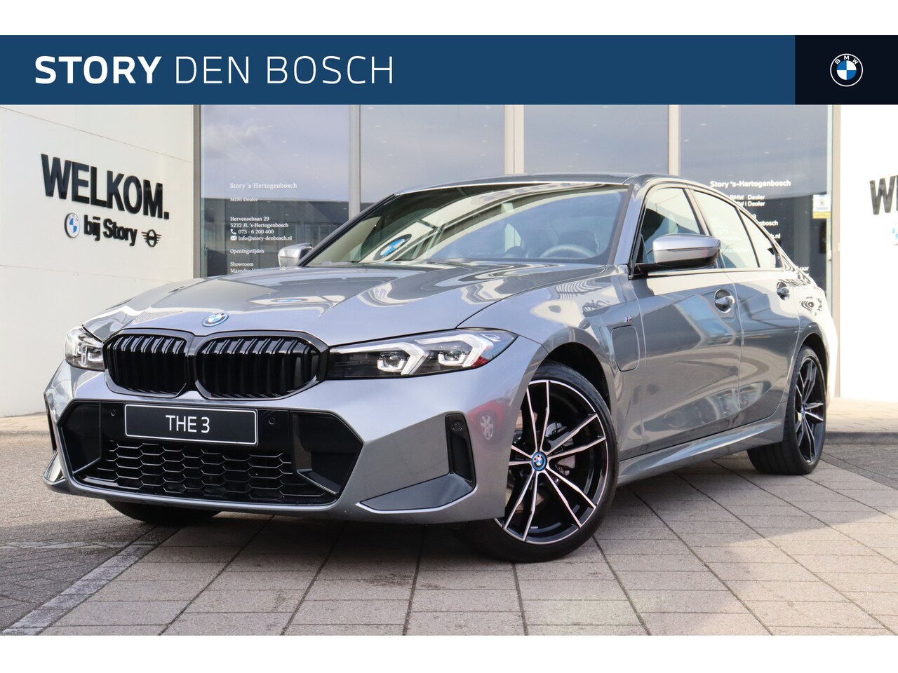 BMW 3-serie - 320e M Sport Automaat / Sportstoelen / Live Cockpit Plus / Stoelverwarming / Cruise Contro - AutoWereld.nl