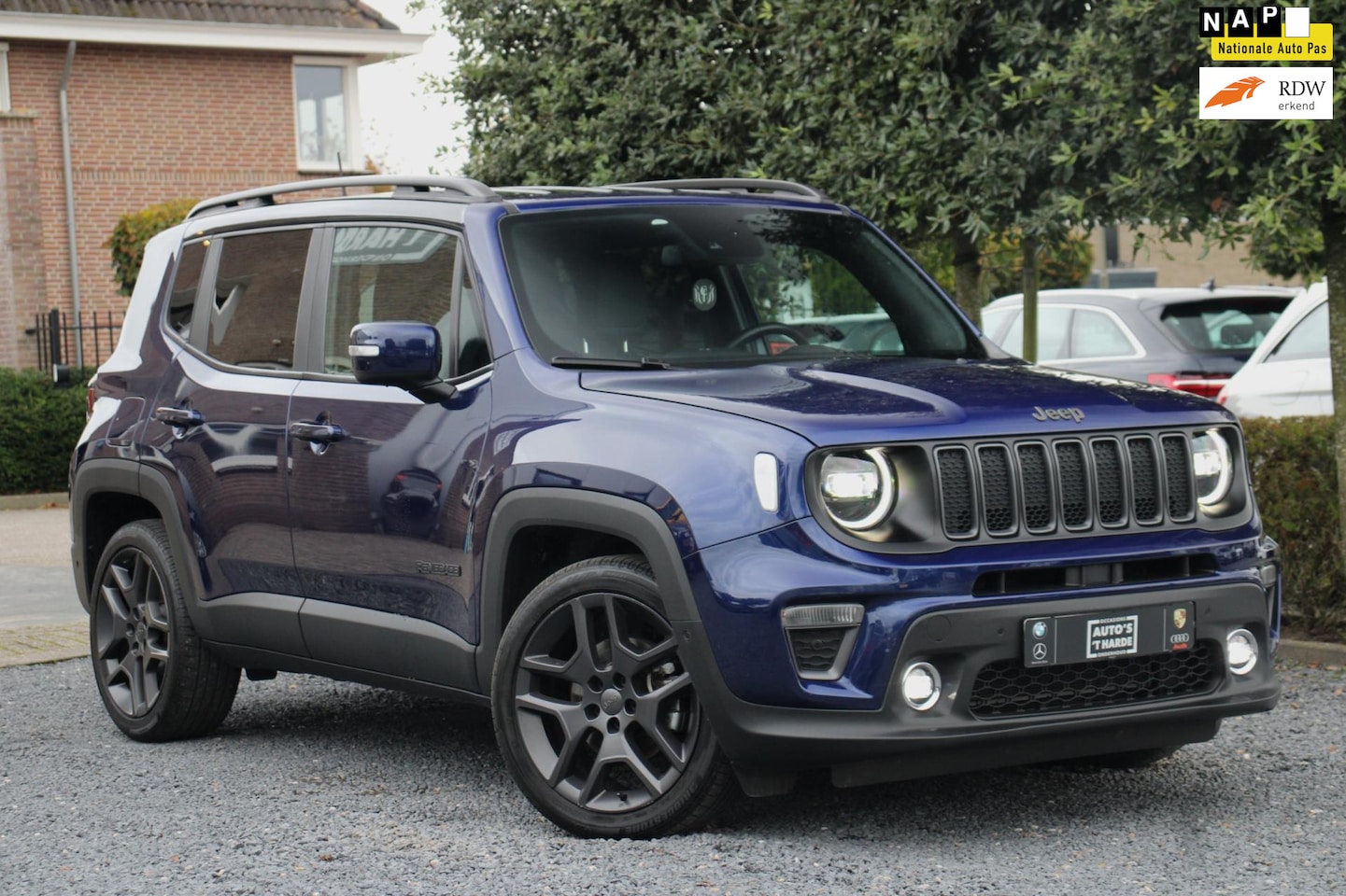 Jeep Renegade - 1.3T Limited 1.3 TGDi S 4x2 150 PK Aut. Leder Camera LED Keyless 19'' - AutoWereld.nl