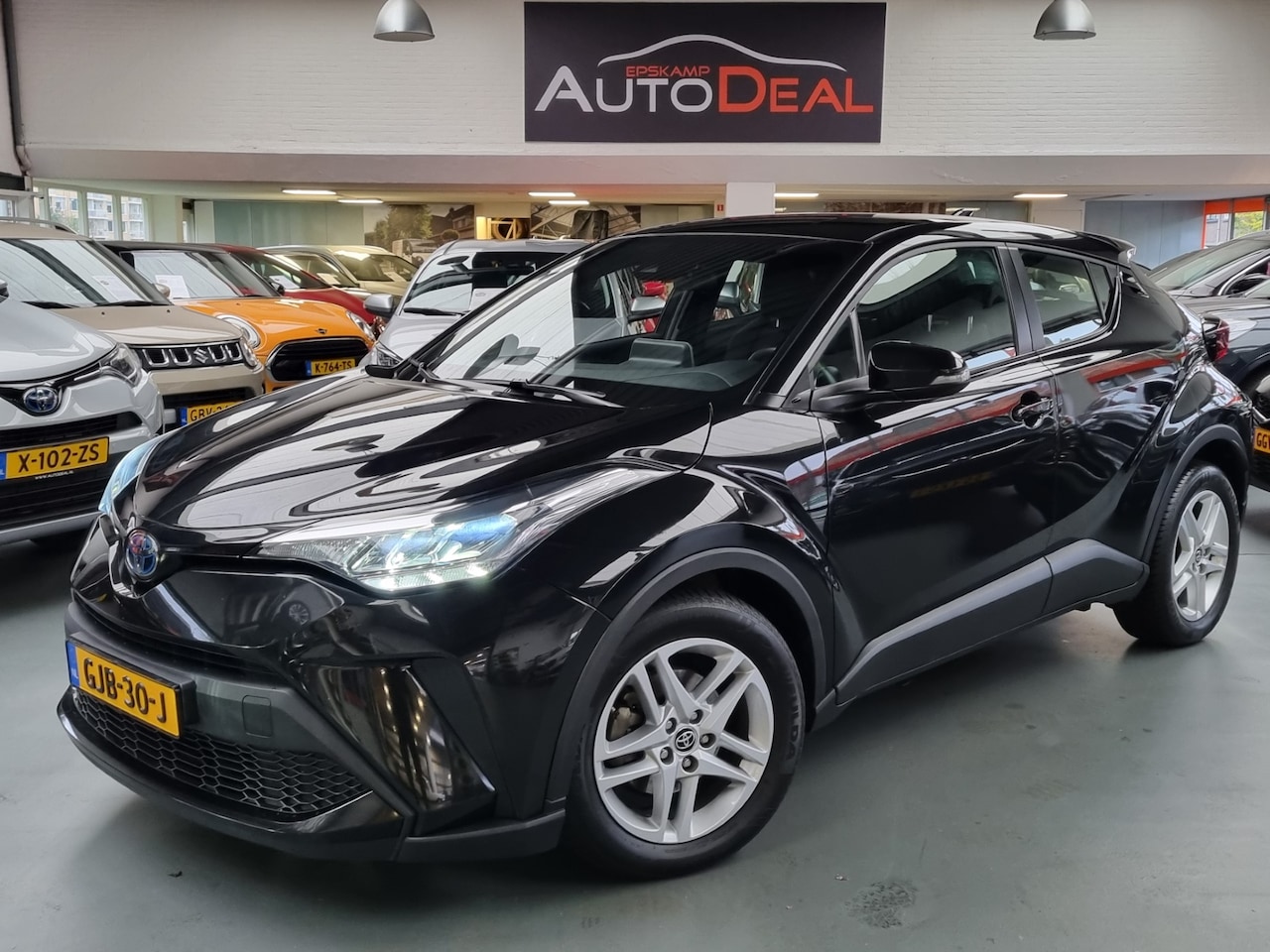 Toyota C-HR - 1.8 Hybrid Business 1.8 Hybrid Business - AutoWereld.nl