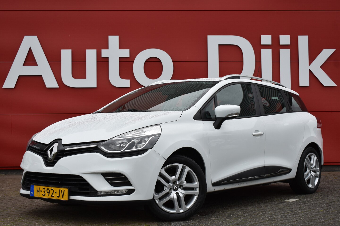 Renault Clio Estate - 0.9 TCe Zen Carplay | Navi | Airco | Cruise | DAB | PDC - AutoWereld.nl