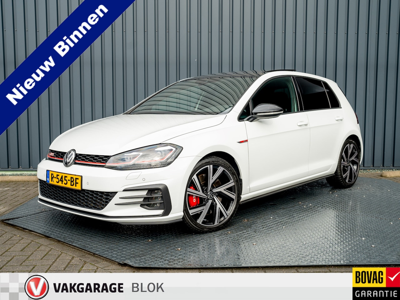 Volkswagen Golf - 2.0 TSI GTI Performance | Panodak | Keyless | Camera | Dynaudio | Prijs Rijklaar!! - AutoWereld.nl