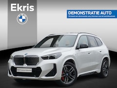 BMW iX1 - eDrive20 M-Sport | Premium Pack | Panoramadak | Comfort access | 19 inch LMV