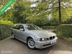 BMW 5-serie Touring - 530i Lifestyle Edition / Youngtimer /