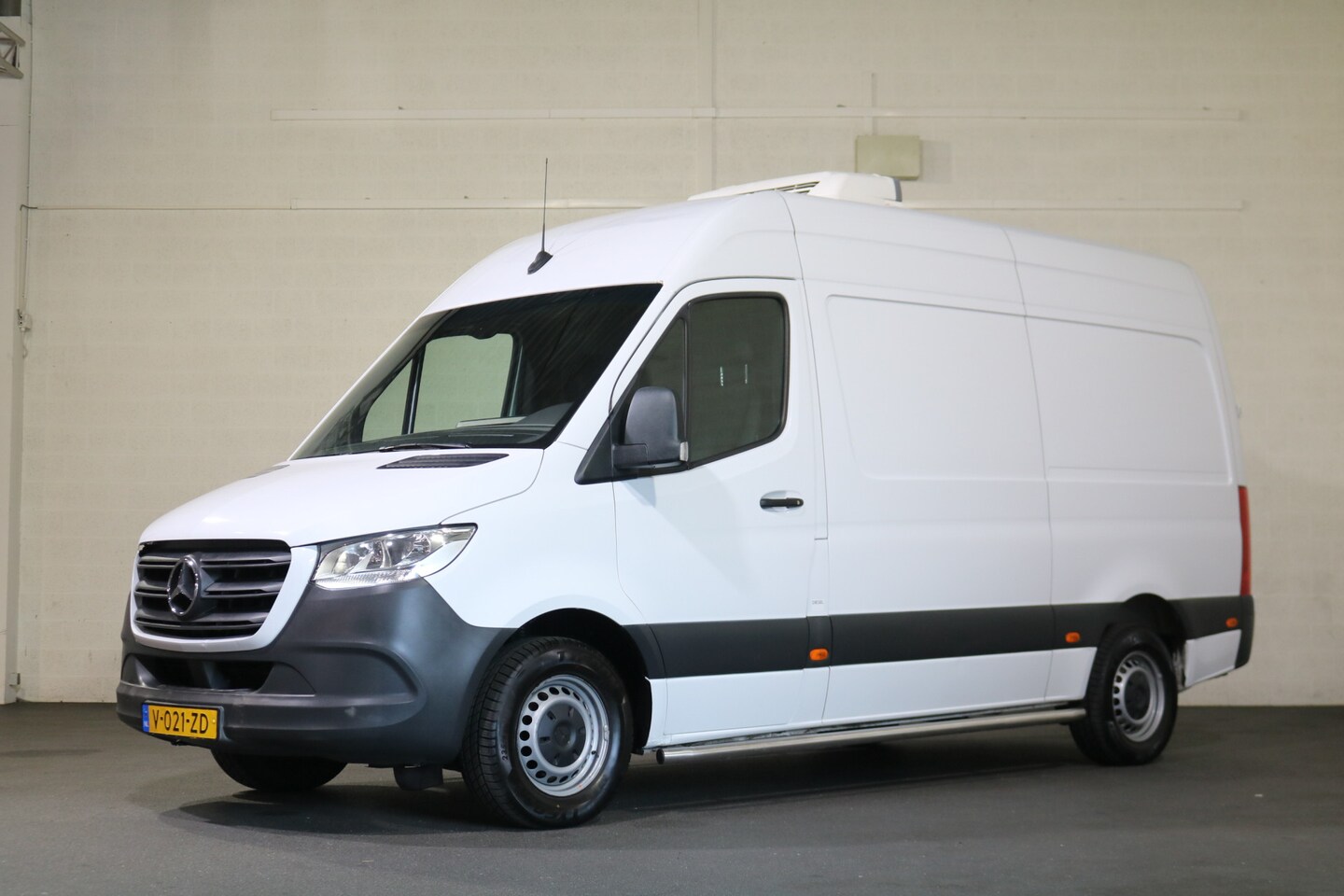 Mercedes-Benz Sprinter - 316 CDI L2 H2 Automaat Koel Vrieswagen -15 Graden Dag en Nacht - AutoWereld.nl