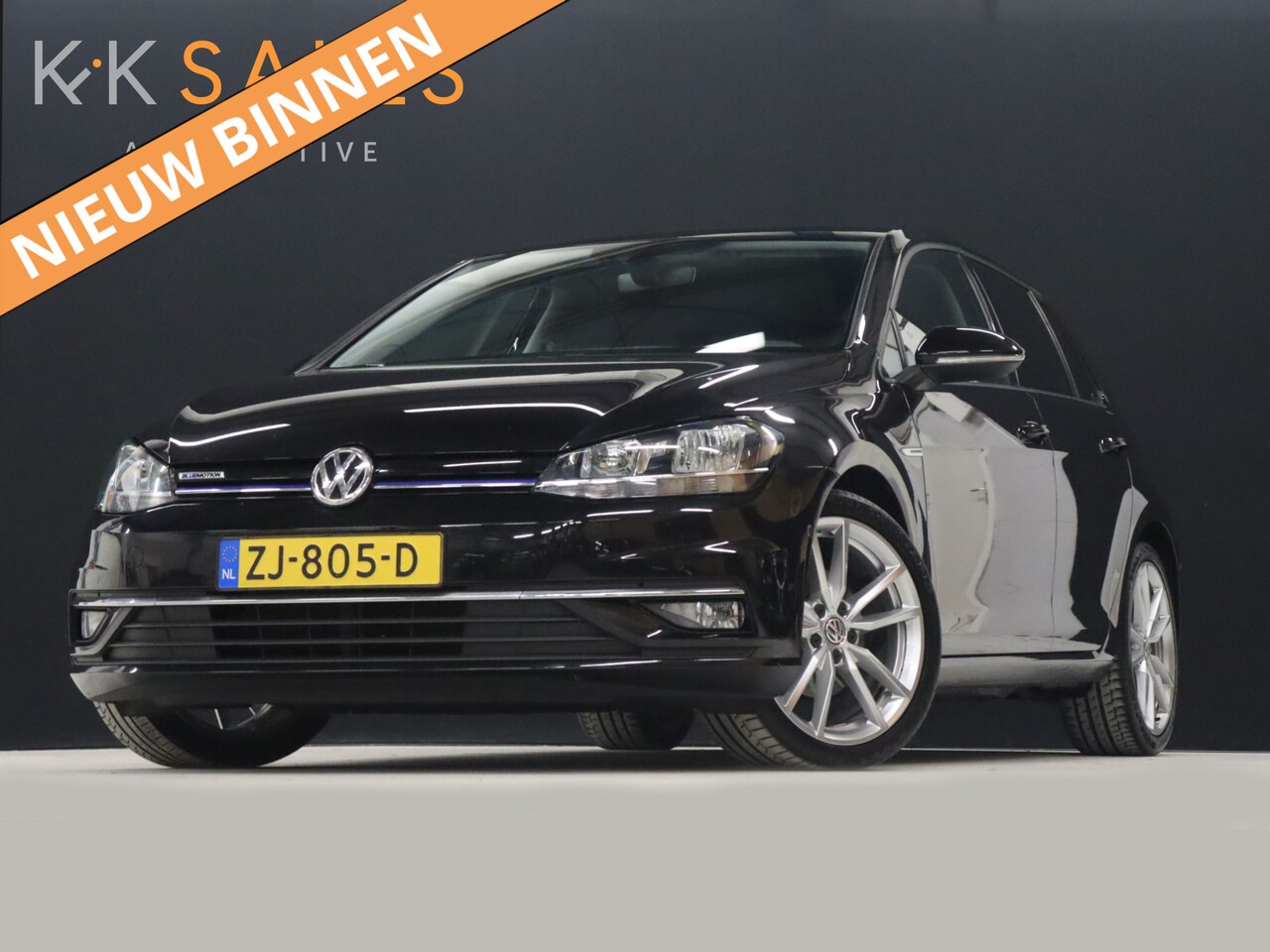 Volkswagen Golf - 1.5 TSI Comfortline Business [DIGITAL DASHBOARD, CAMERA, APPLE CARPLAY, STOELMASSAGE/-VERW - AutoWereld.nl