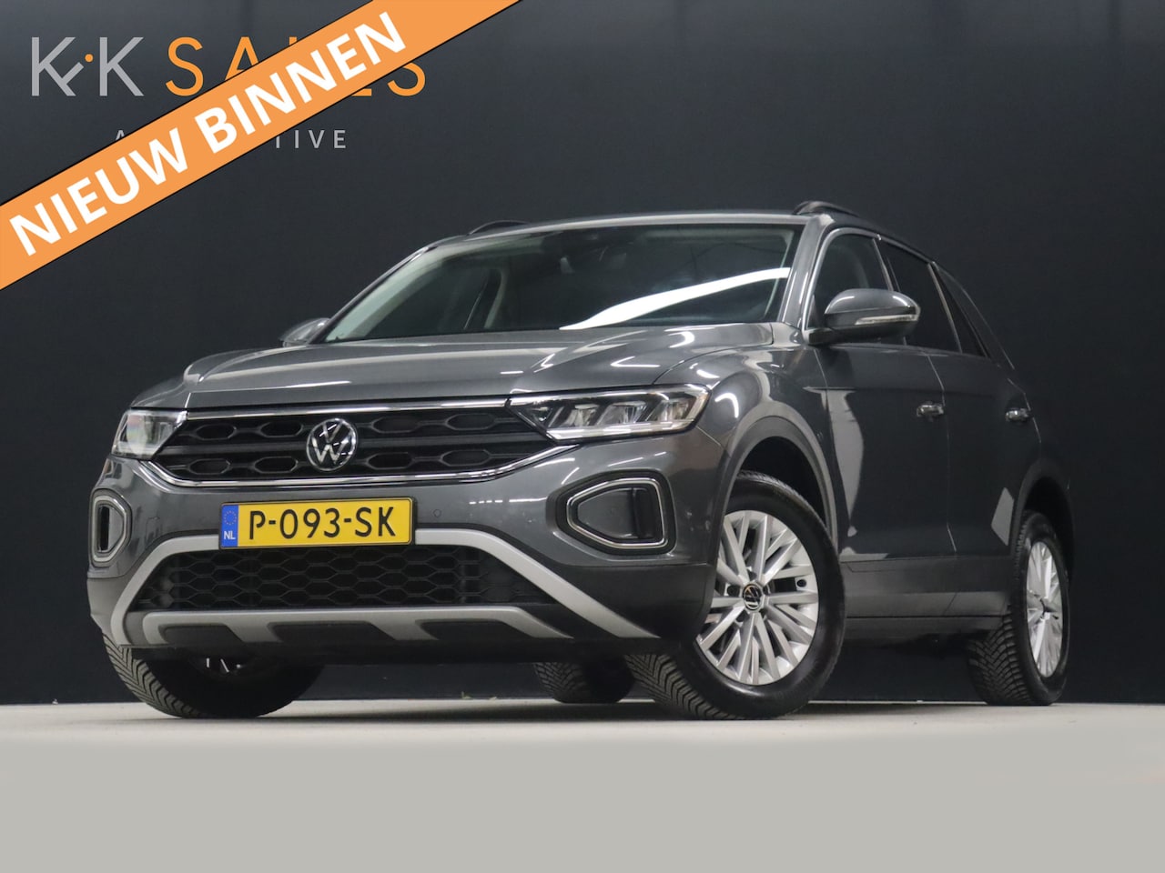 Volkswagen T-Roc - 1.5 TSI Life NW TYPE [DIGITAL DASHBOARD, CAMERA, APPLE CARPLAY, ANDROID, ADAPTIVE CRUISE, - AutoWereld.nl