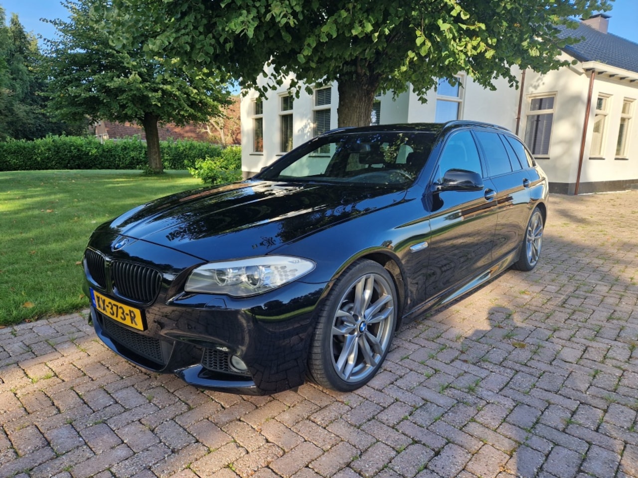 BMW 5-serie Touring - 530d Executive 530d Executive - AutoWereld.nl