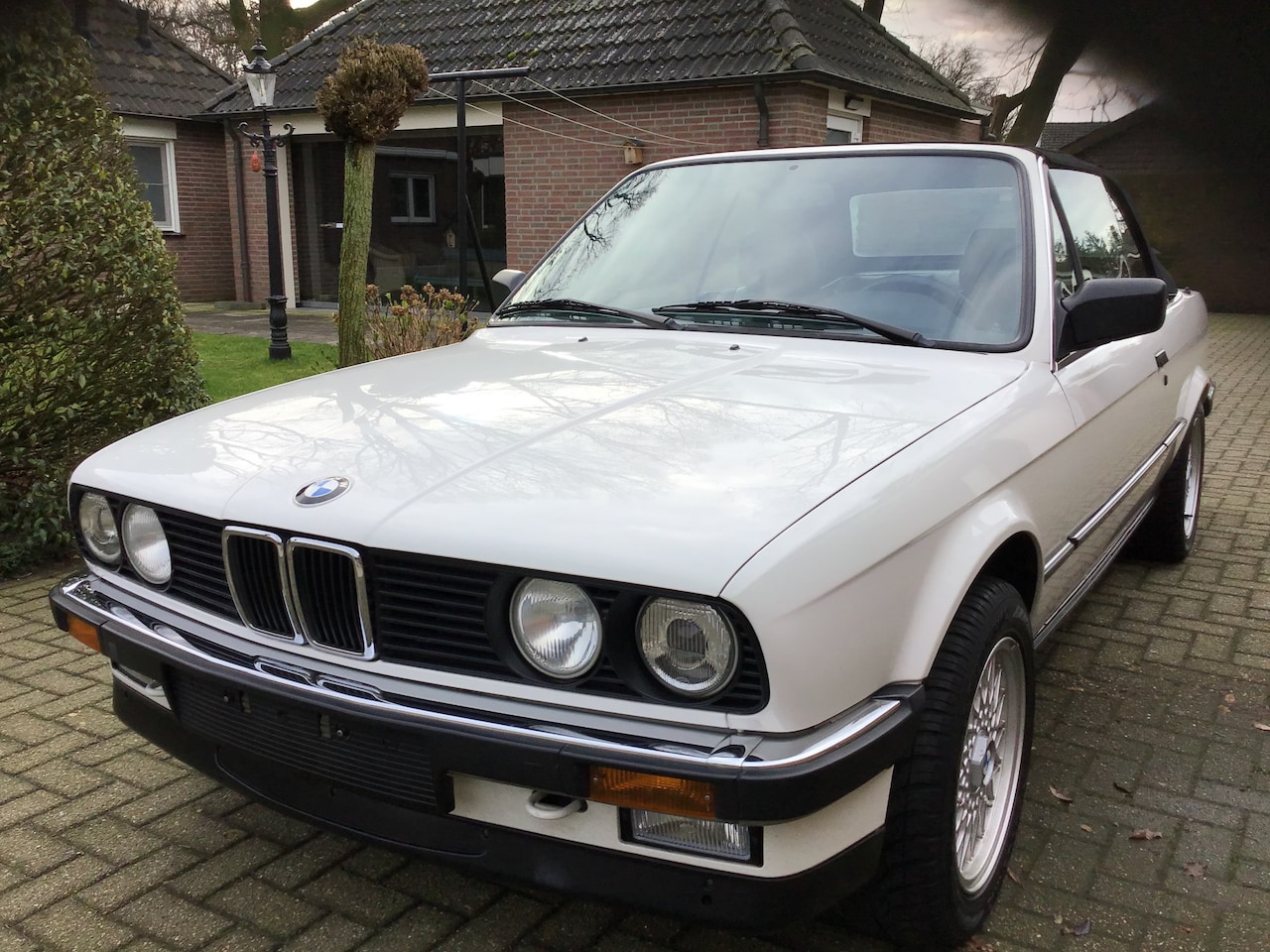 BMW 3-serie Cabrio - E30 320i - AutoWereld.nl