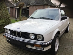 BMW 3-serie Cabrio - E30 320i