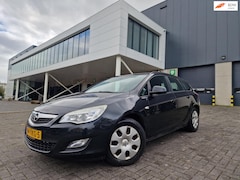 Opel Astra Sports Tourer - 1.4 Business NAVI CRUISE TREKHAAK 2 X SLEUTELS