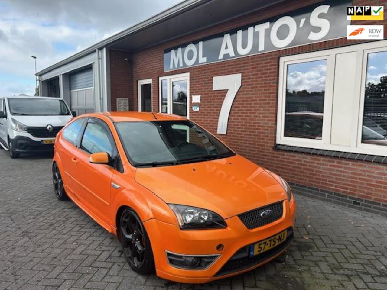 Ford Focus - 2.5-20V ST 2.5-20V ST - AutoWereld.nl