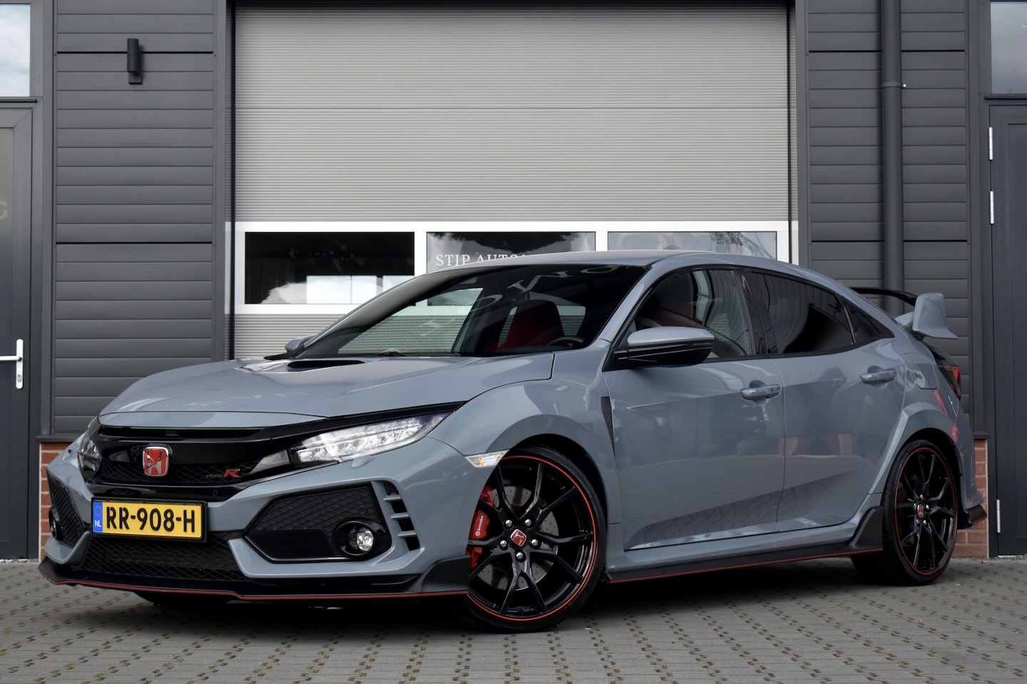 Honda Civic - 2.0 i-VTEC Type R GT 320pk | Orig. NL | Adaptive Cruis control | Camera | 20" Velgen | - AutoWereld.nl