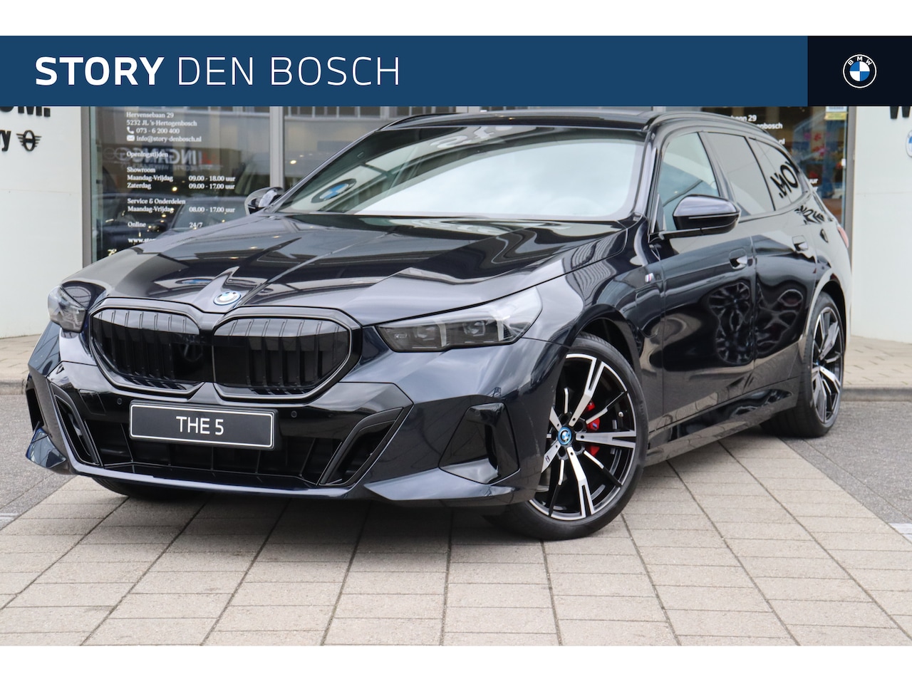 BMW 5-serie Touring - 530e M Sport Automaat / Trekhaak / Adaptieve LED / Parking Assistant / M Sportonderstel / - AutoWereld.nl