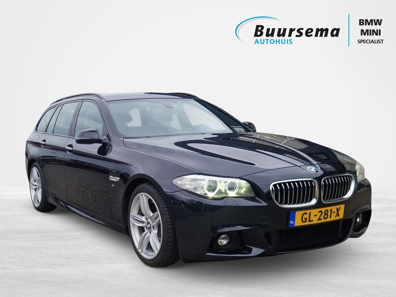 BMW 5-serie - 520i High Executive | M-Sport Pakket | 101.237 KM! | Digitaal Dashboard | Elec. Trekhaak | - AutoWereld.nl