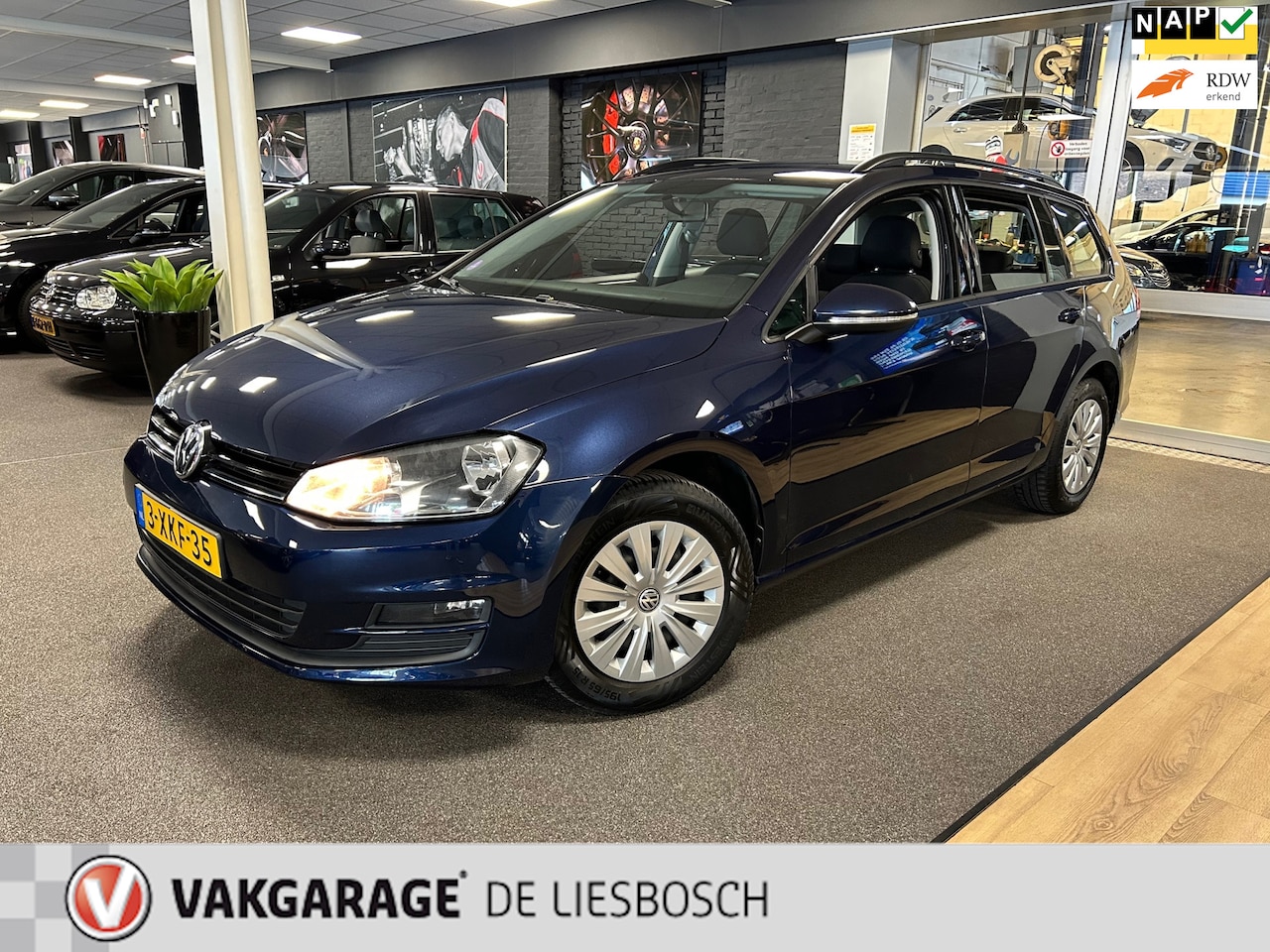 Volkswagen Golf Variant - 1.2 TSI Trendline / Automaat / Airco / trekhaak / - AutoWereld.nl