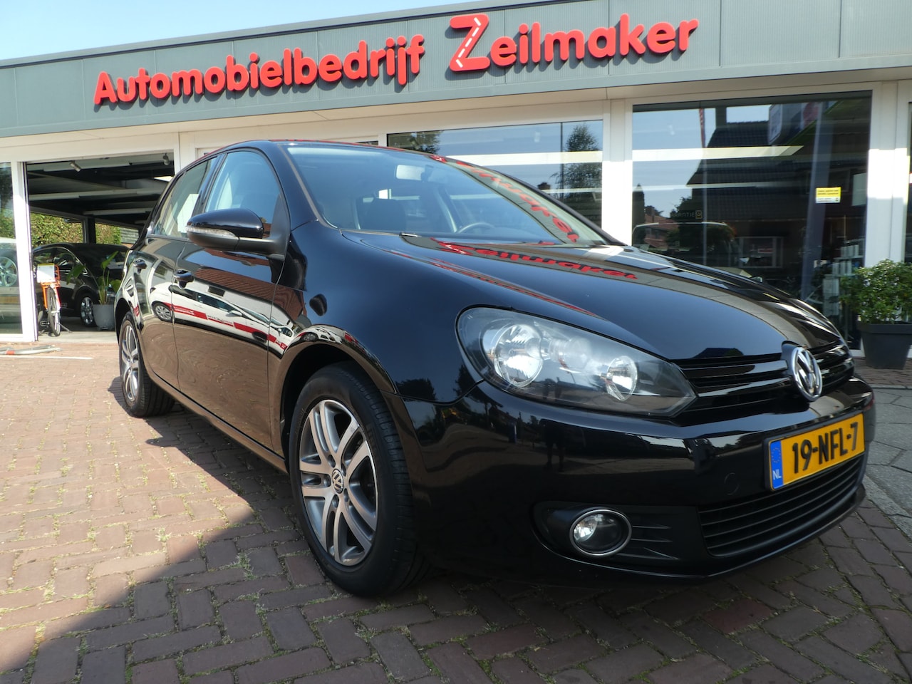 Volkswagen Golf - 1.2 TSI Tour 105PK 5 DEURS AIRCO ANDROID NAVI CAMERA - AutoWereld.nl