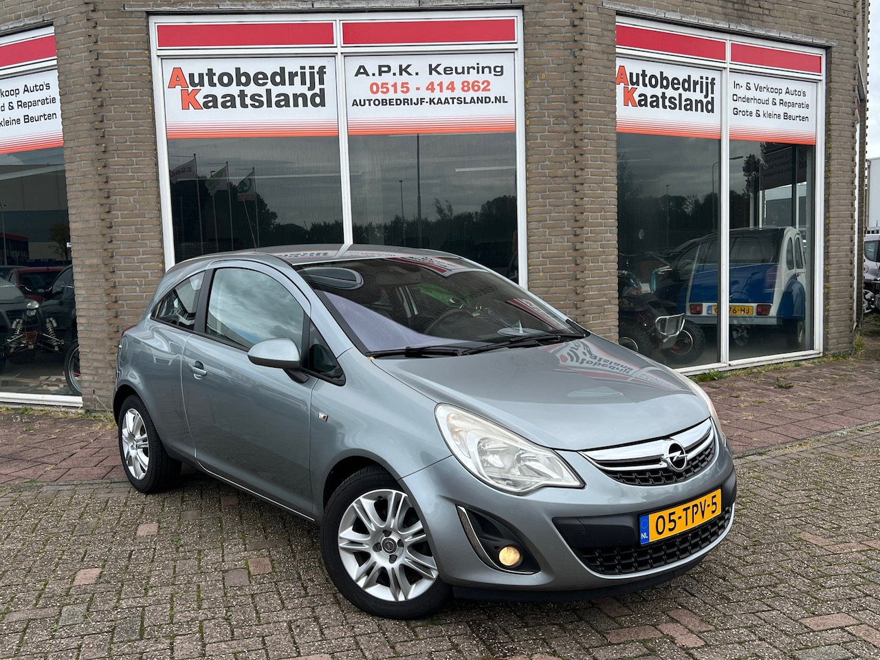 Opel Corsa - 1.2 EcoFlex Cosmo LPG - Nette auto - PDC - 2012 - AutoWereld.nl