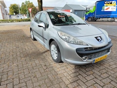 Peugeot 207 - 1.4 VTi ( airco ) 5 deurs