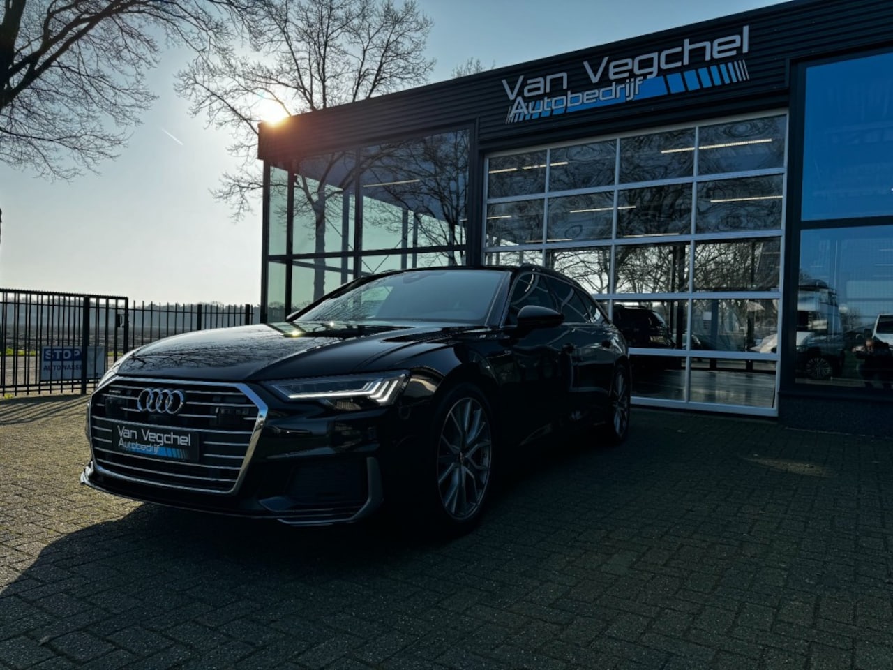 Audi A6 - 55 TFSI E QUATTRO COMPETITION S_LINE 367PK / HD MATRIX / PANO / - AutoWereld.nl