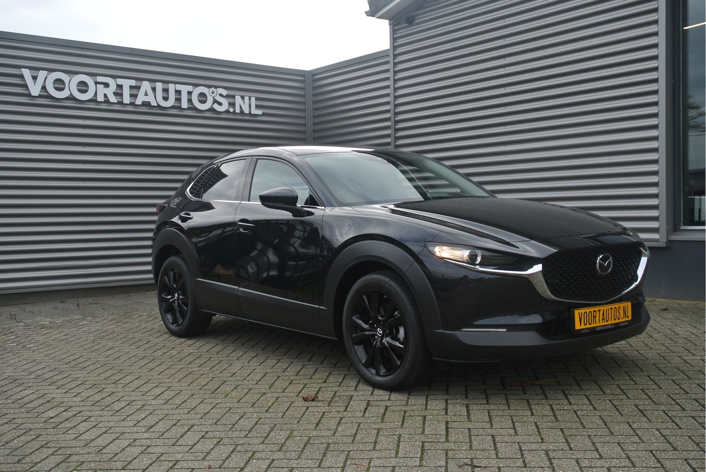 Mazda CX-30 - 2.0 e-SkyActiv-G M Hybrid Homura , NAVI+CAM , ELEC KLEP , HEAD- UP , ADAPT CRUISE , LMV 18 - AutoWereld.nl