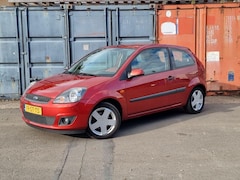 Ford Fiesta - 1.3-8V Futura | Airco | Erg Netjes