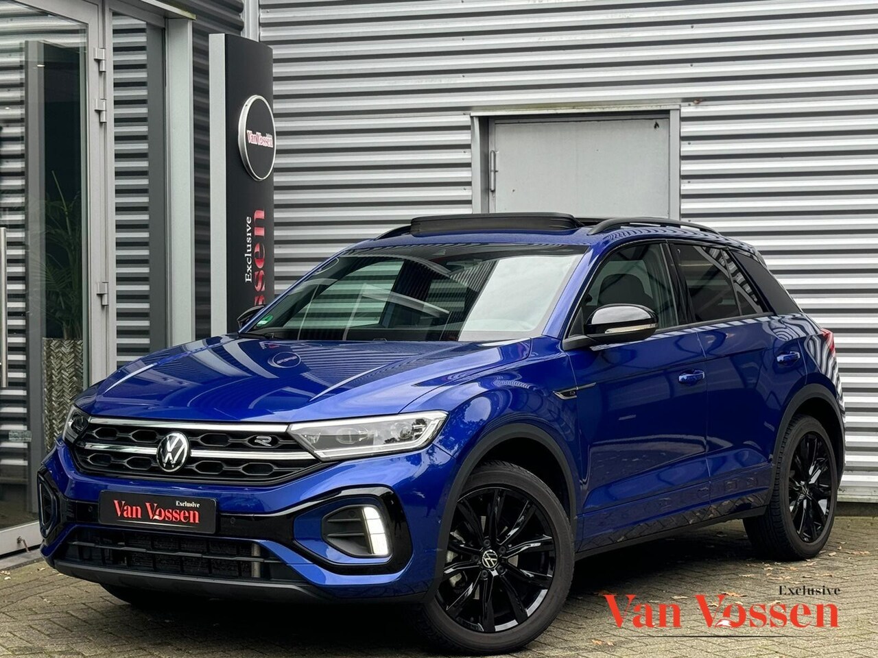 Volkswagen T-Roc - 1.5 TSI R-Line Black-Optik|Pano|Camera|Navi|IQ Lights|Virtual| - AutoWereld.nl