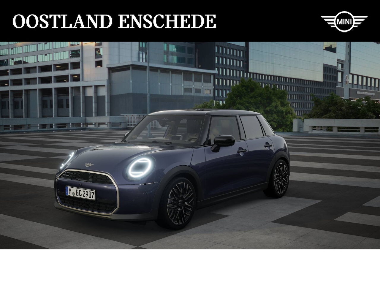 MINI Cooper - Hatchback C Automaat / Favoured / Pakket L / 18 inch Night Flash Spoke 2-tone - AutoWereld.nl