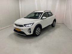 Kia Stonic - 1.0 T-GDi MHEV 120 PK DynamicLine ACC Camera Navi DMV Apple Carplay Rijstrooksensor