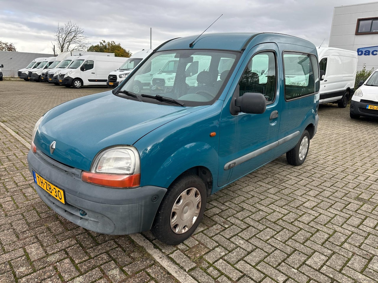 Renault Kangoo - 1.4 RN Rolstoelvervoer - AutoWereld.nl