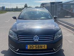 Volkswagen Passat Variant - 1.4 TSI Highline BlueMotion DSG Panoroma NAP