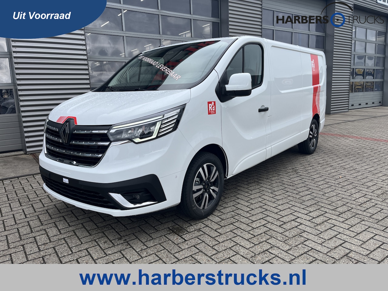 Renault Trafic - L2H1 Exclusive 170PK Automaat, Trekhaak, Camera, PDC **Uit voorraad leverbaar** - AutoWereld.nl